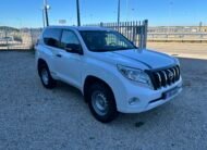 TOYOTA Land Cruiser 2.8 GX 3P