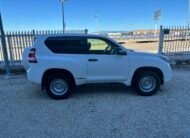 TOYOTA Land Cruiser 2.8 GX 3P