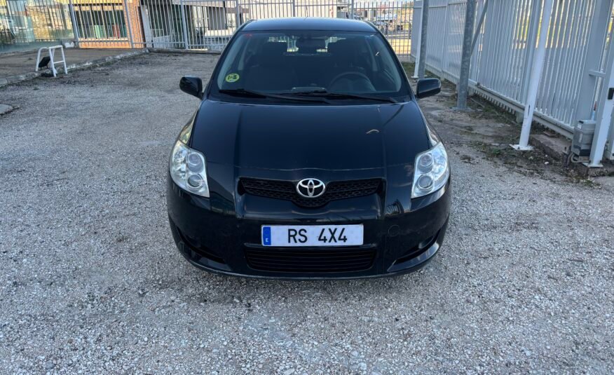 TOYOTA Auris 2.0 D4D SOL