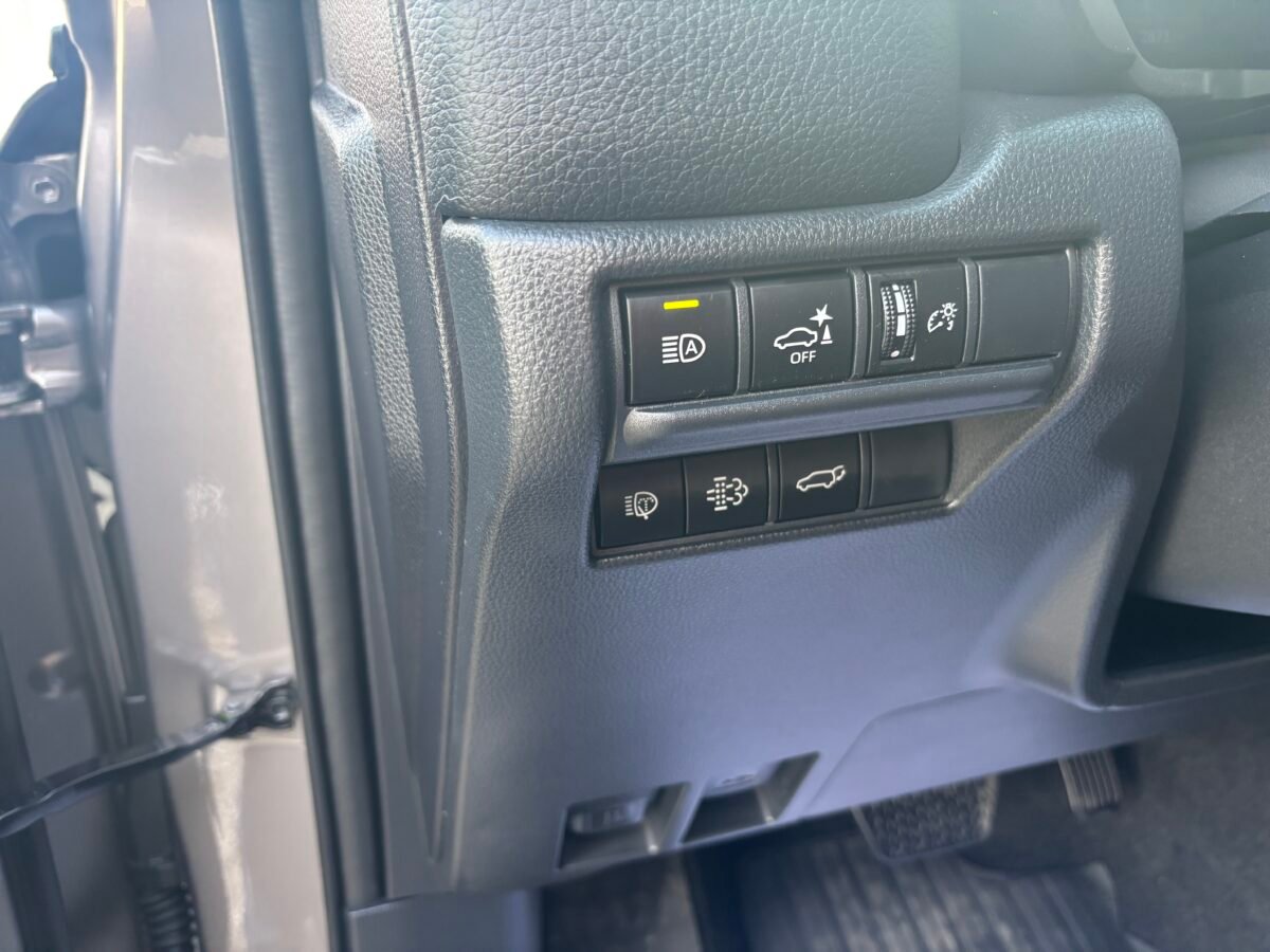 TOYOTA Land Cruiser VX 250