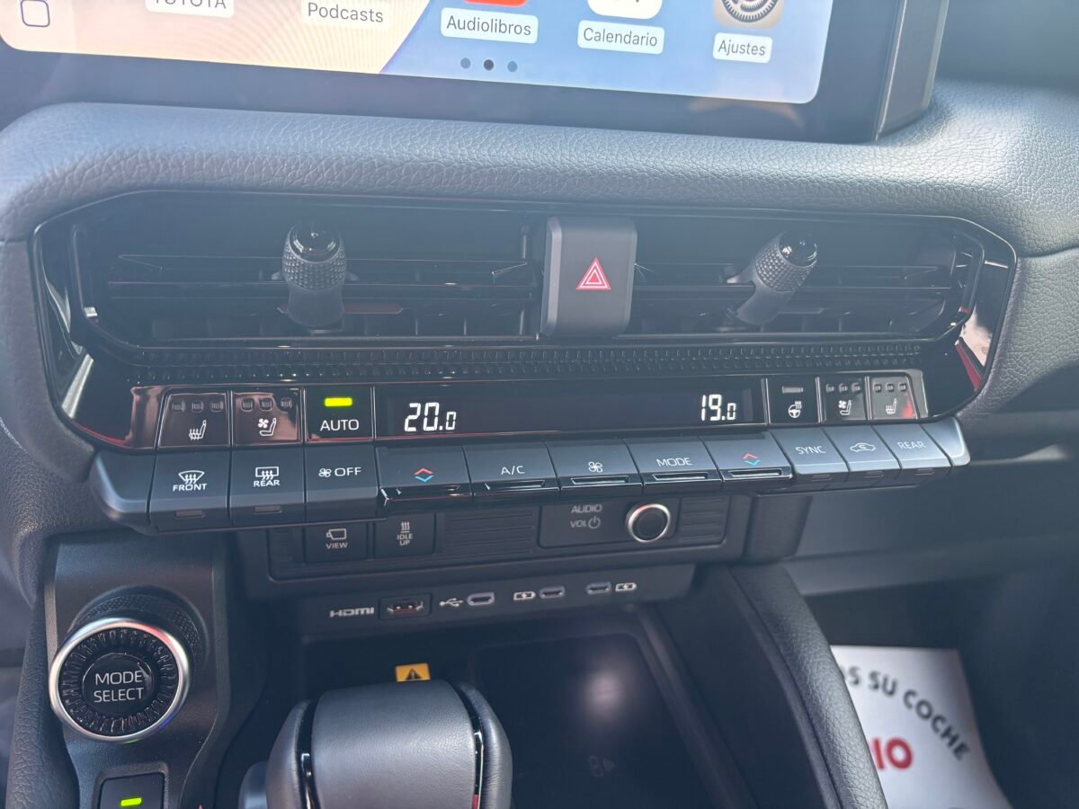 TOYOTA Land Cruiser VX 250