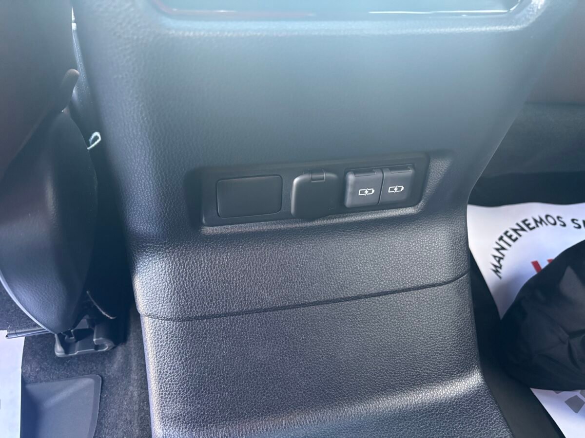 TOYOTA Land Cruiser VX 250