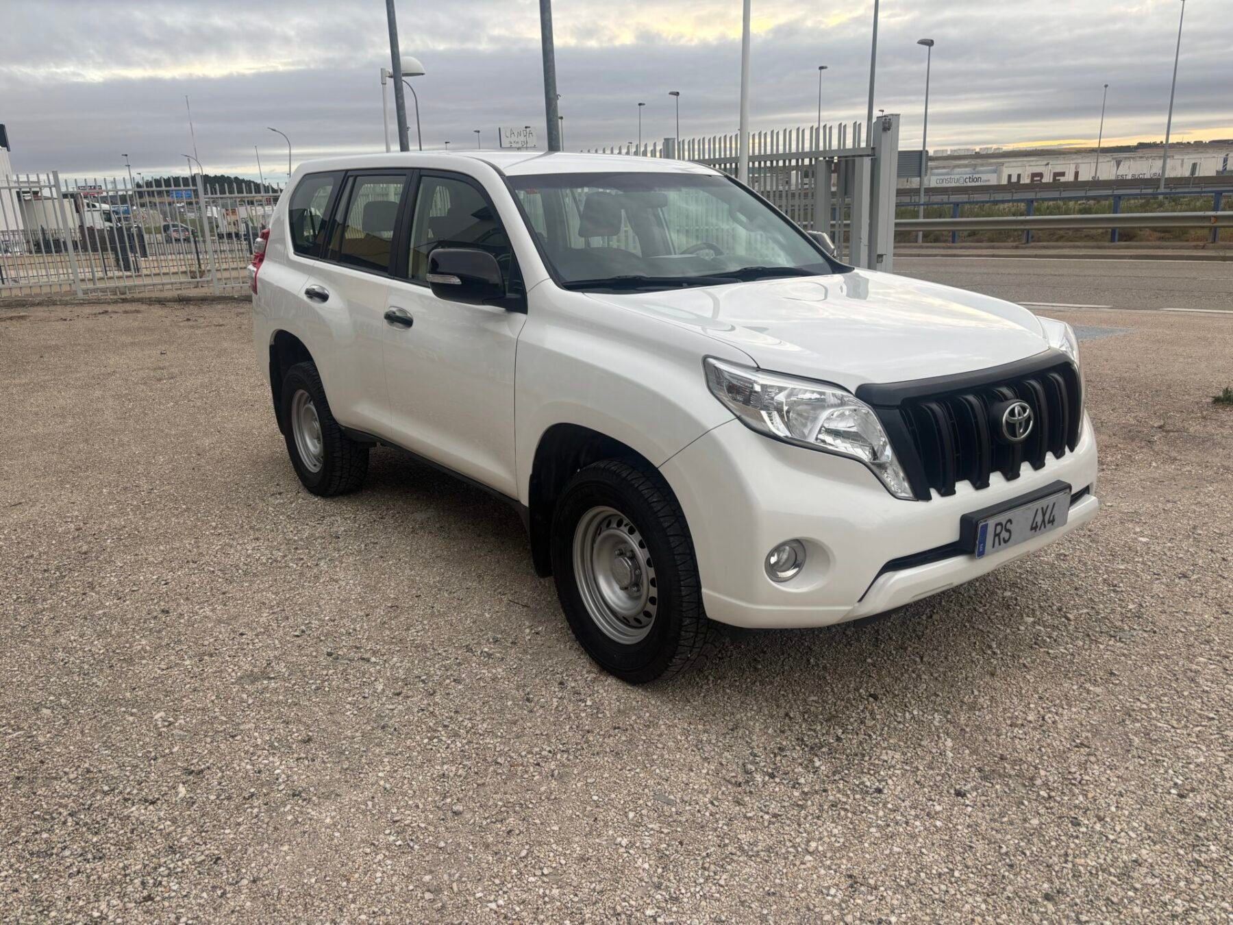 TOYOTA Land Cruiser GX 5p