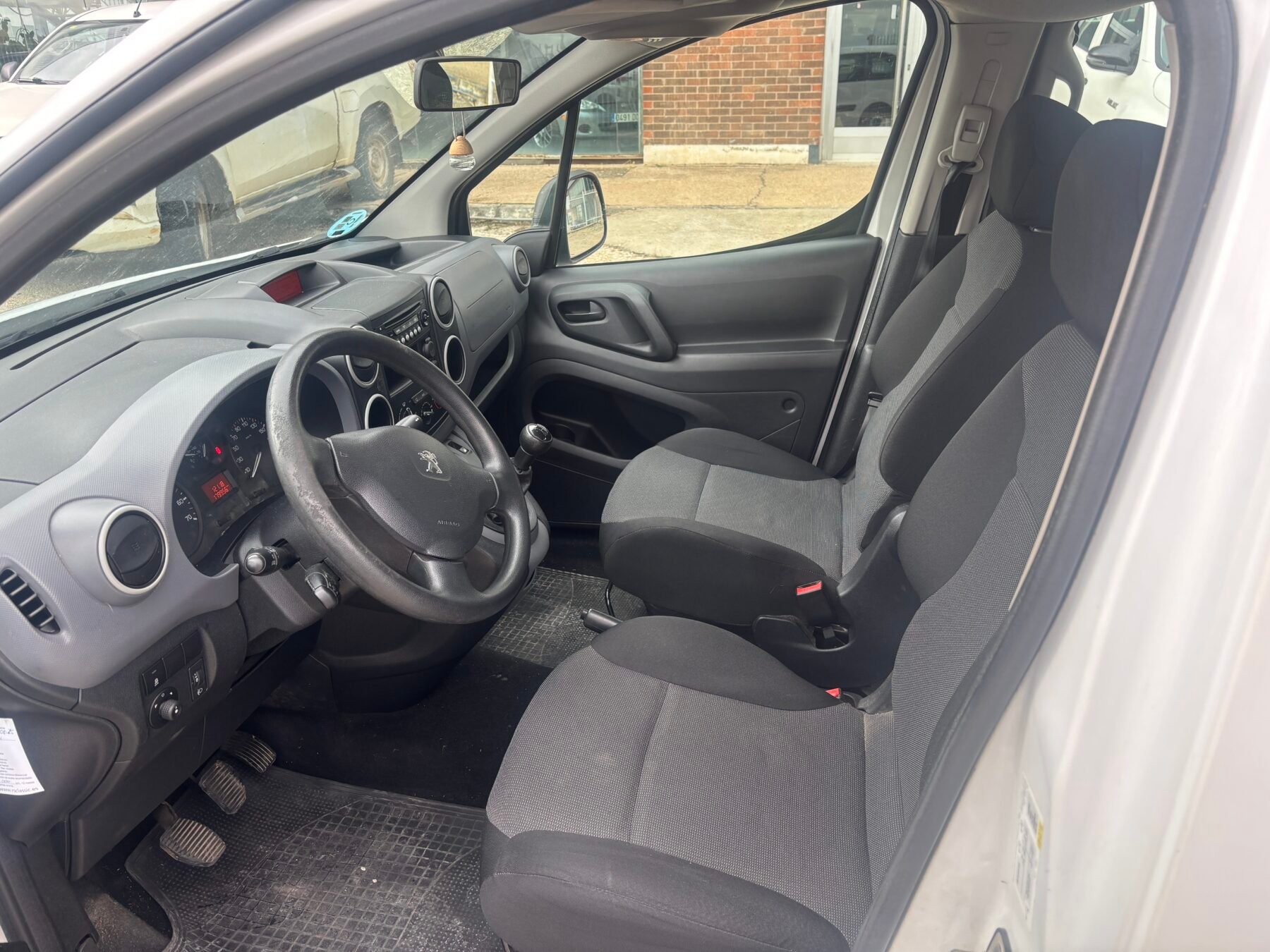 PEUGEOT PARTNER TEPEE Active 1.6 BlueHDi 73KW 100CV