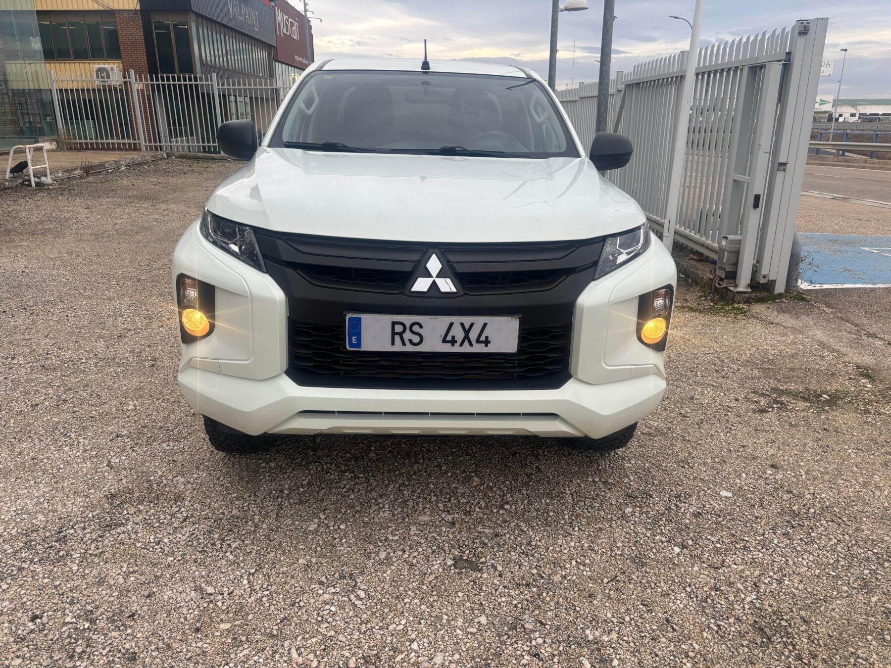 MITSUBISHI L200 2.3 DID CABINA XTRA PRO