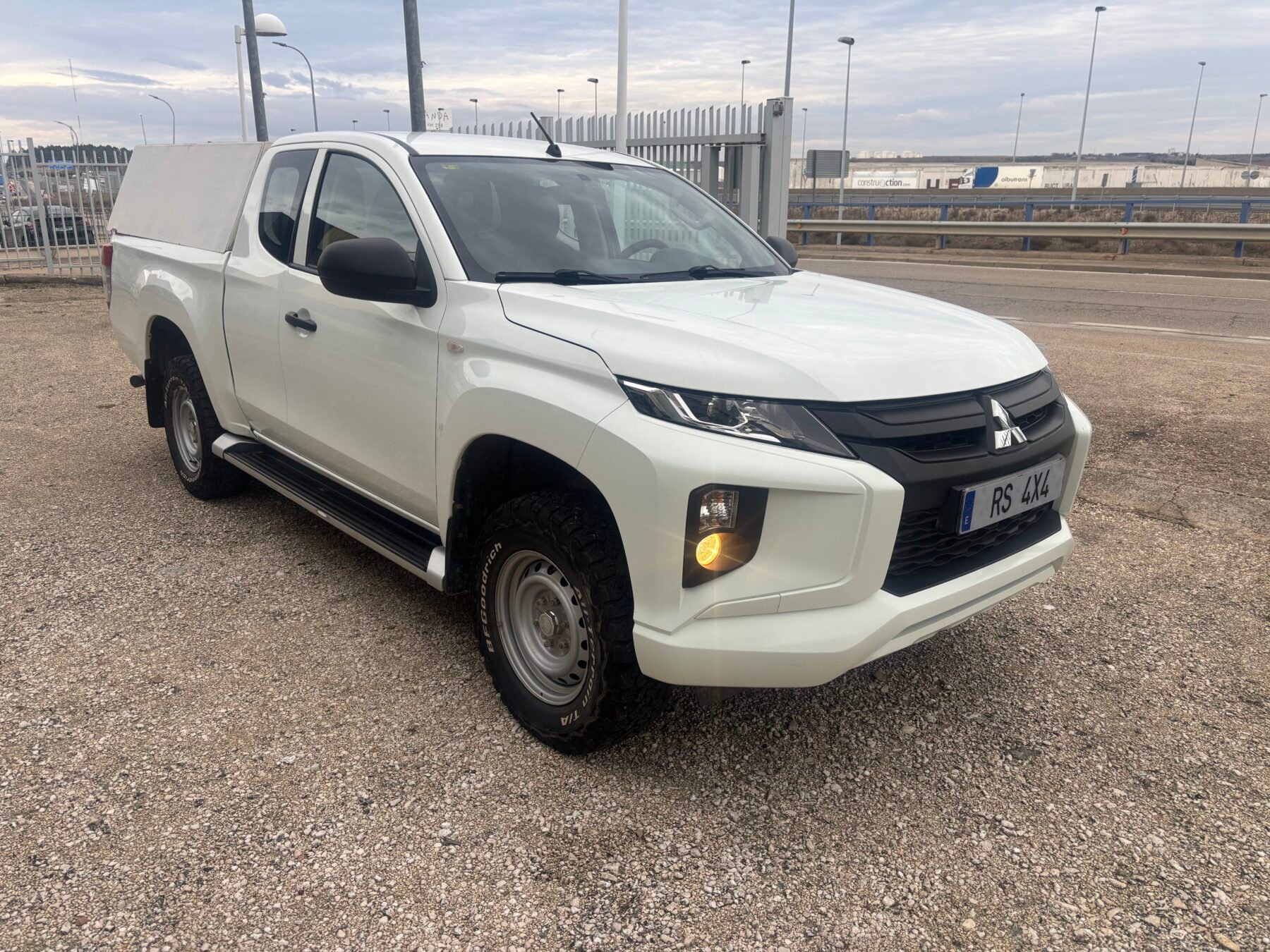 MITSUBISHI L200 2.3 DID CABINA XTRA PRO