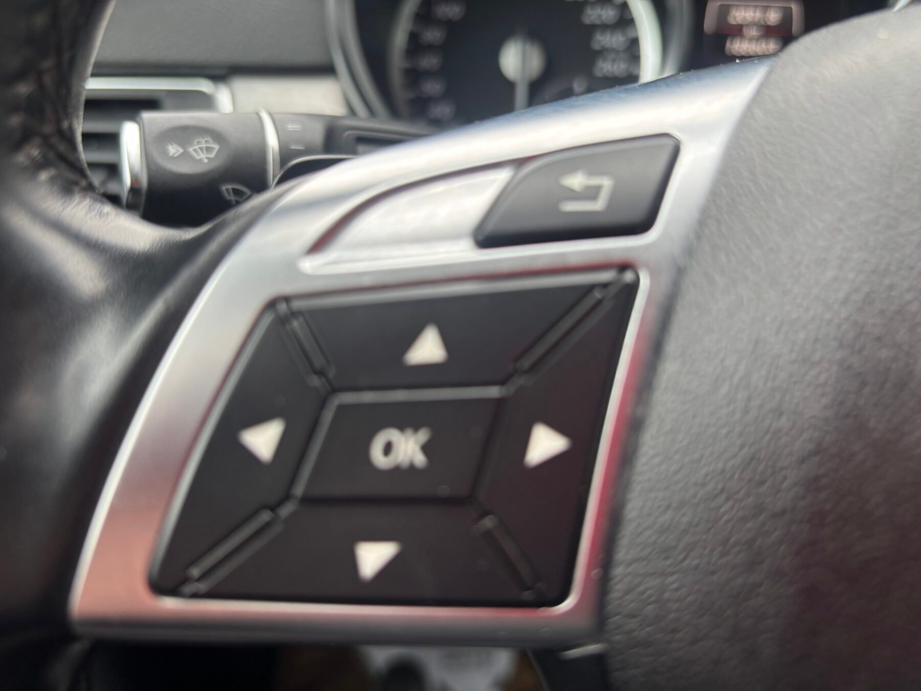 MERCEDES-BENZ ML 250 4MATIC