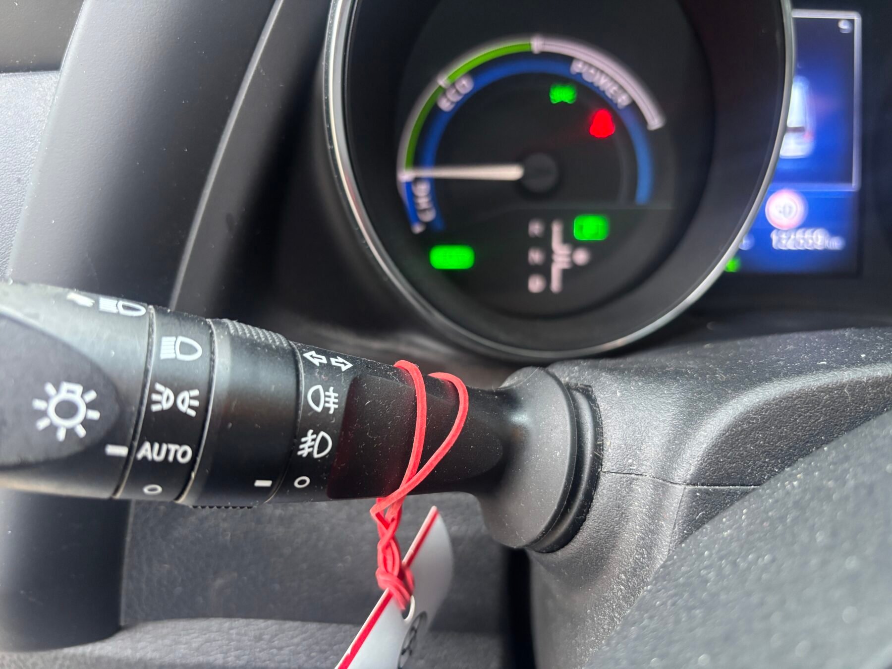 TOYOTA Auris TOURING SPORTS