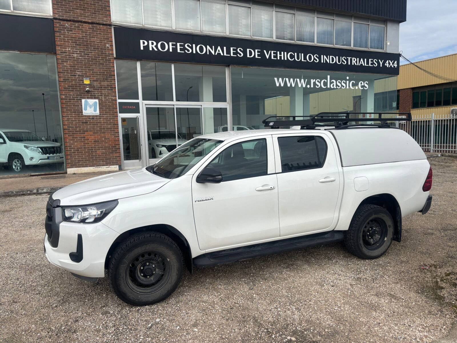 TOYOTA Hilux GX 5p