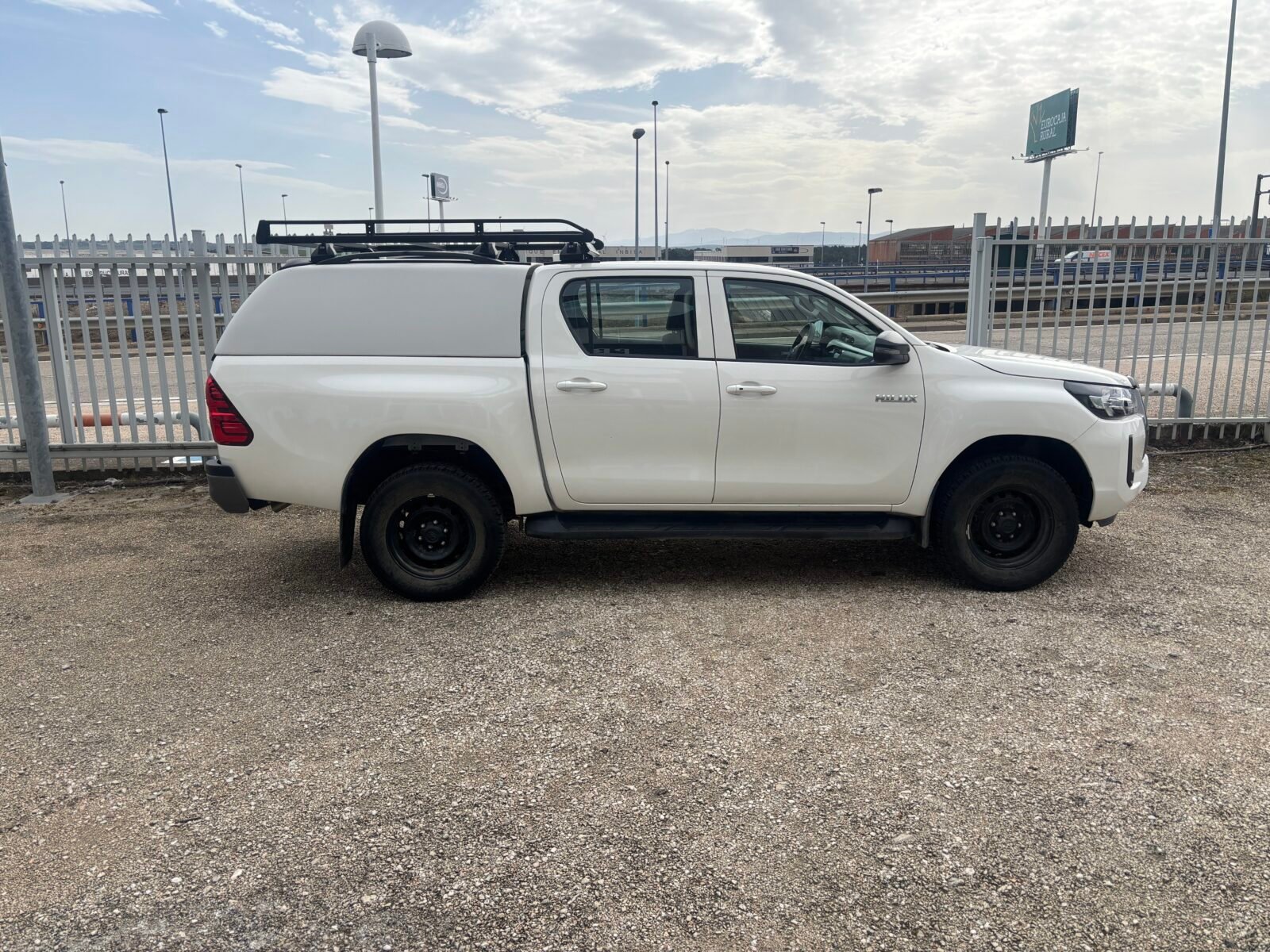 TOYOTA Hilux GX 5p