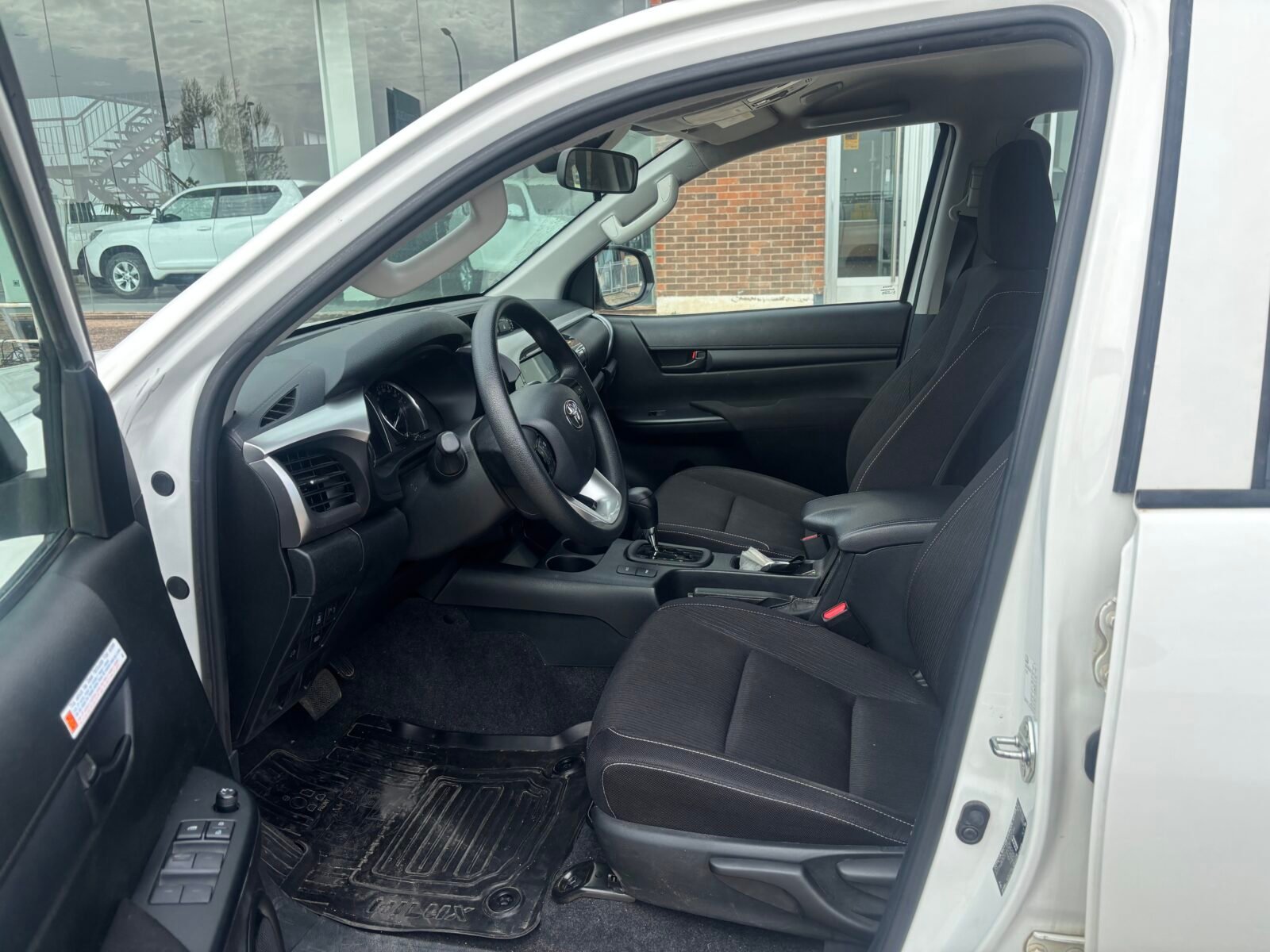 TOYOTA Hilux GX 5p