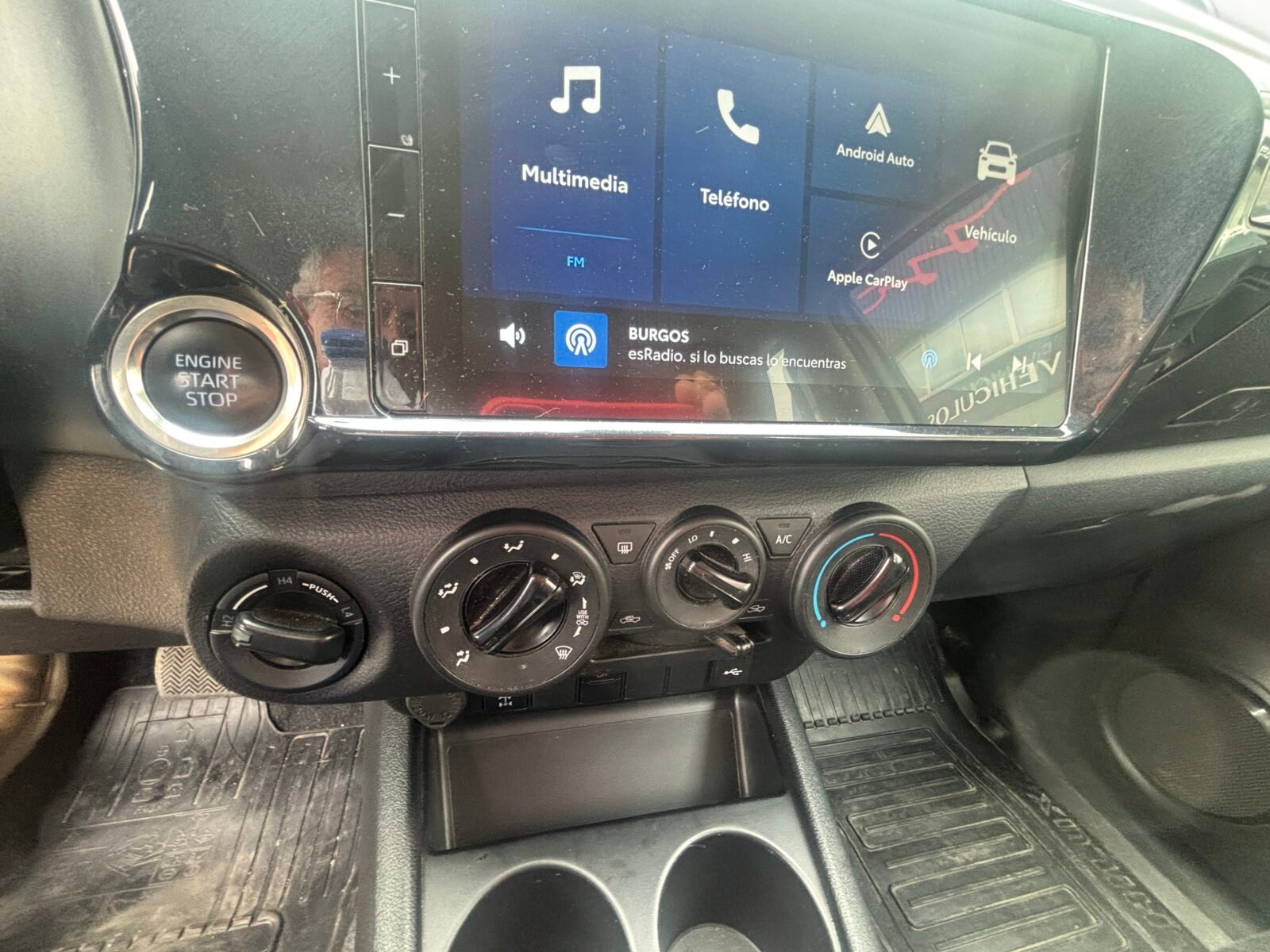 TOYOTA Hilux GX 5p