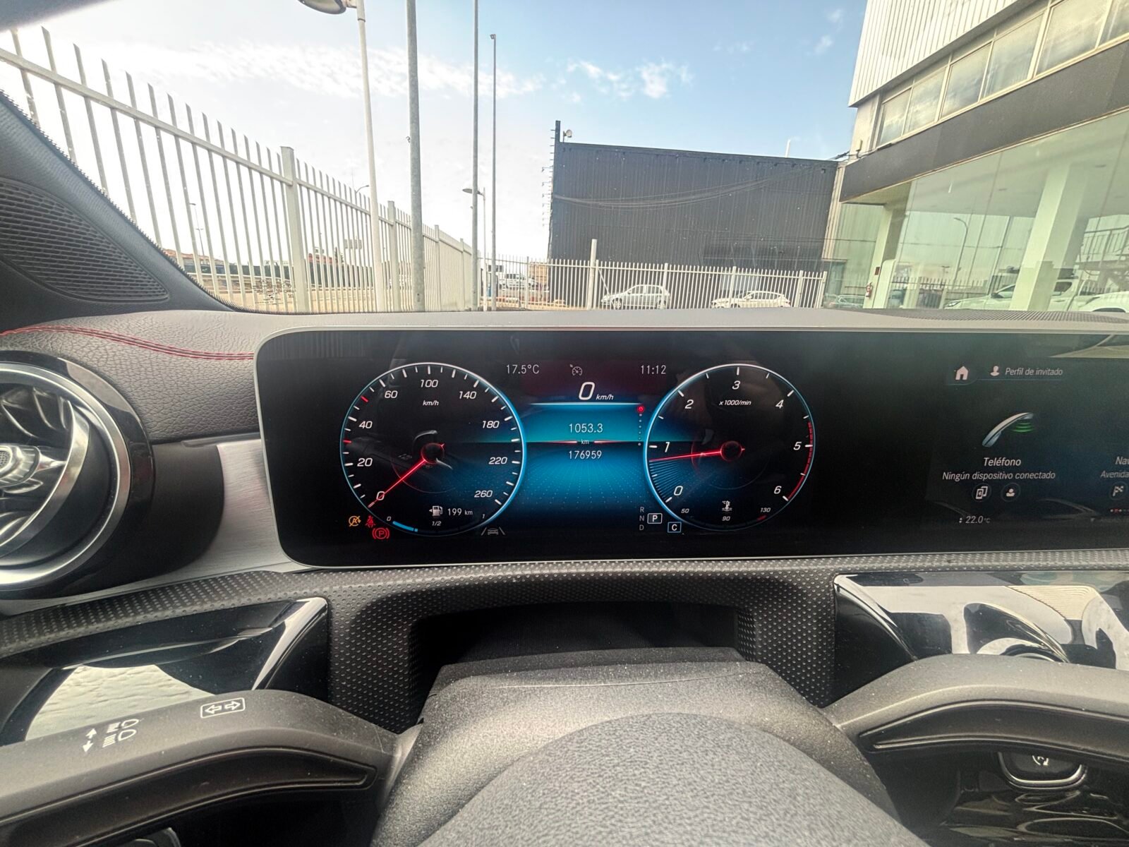MERCEDES-BENZ CLA 200 D DCT