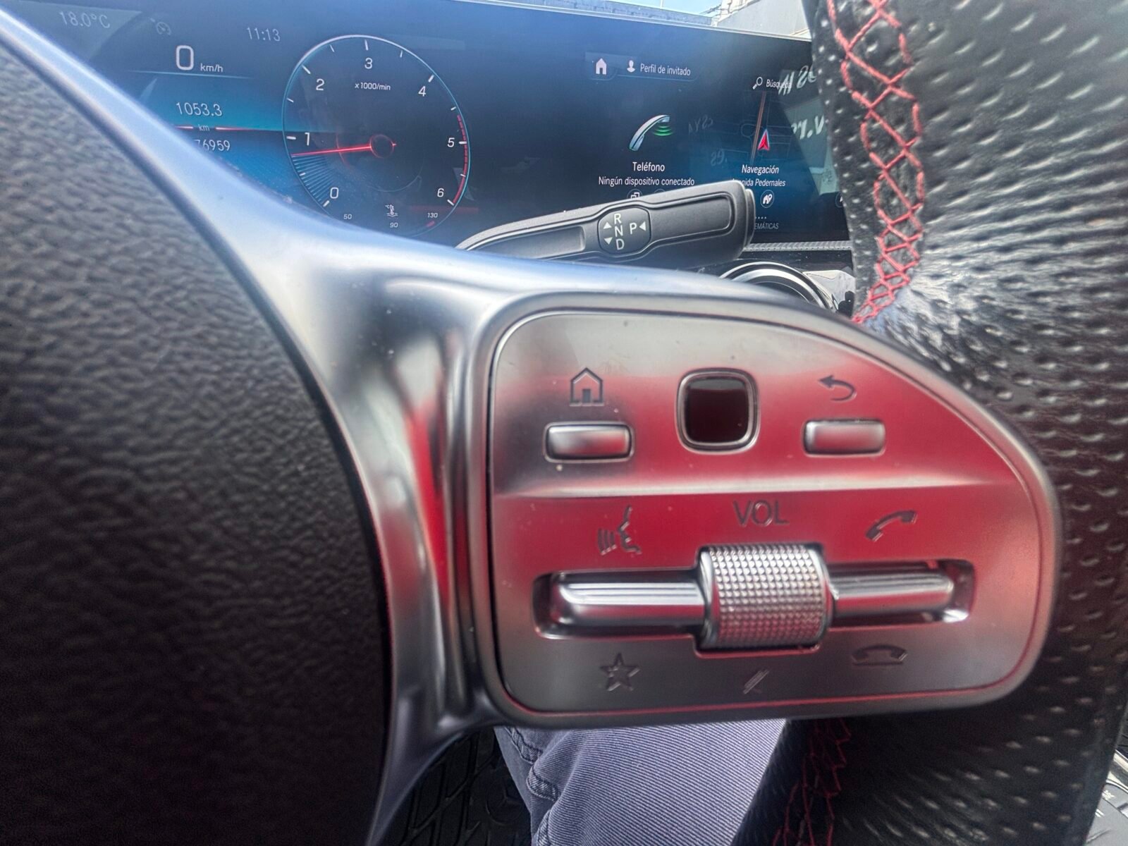 MERCEDES-BENZ CLA 200 D DCT