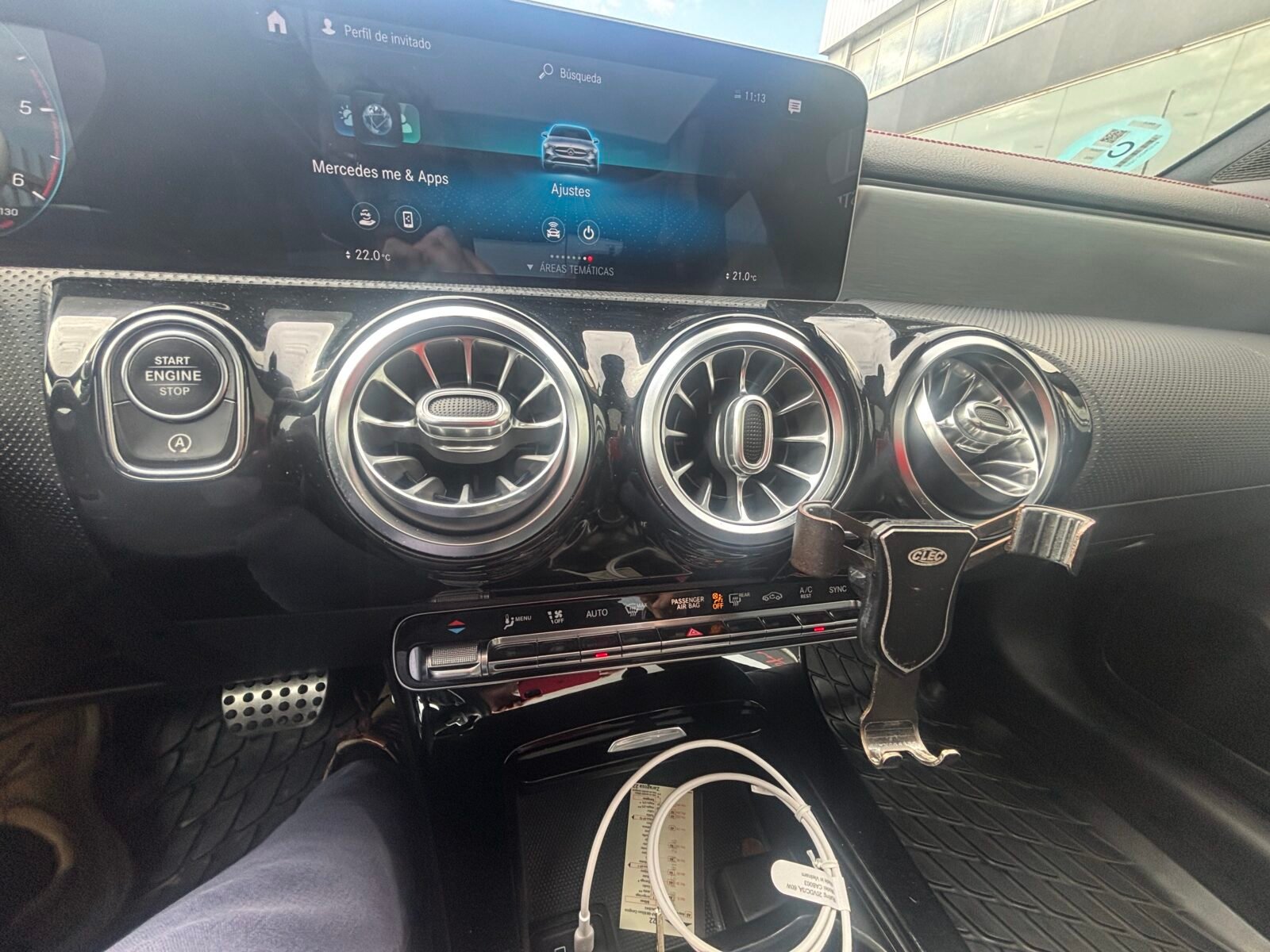 MERCEDES-BENZ CLA 200 D DCT