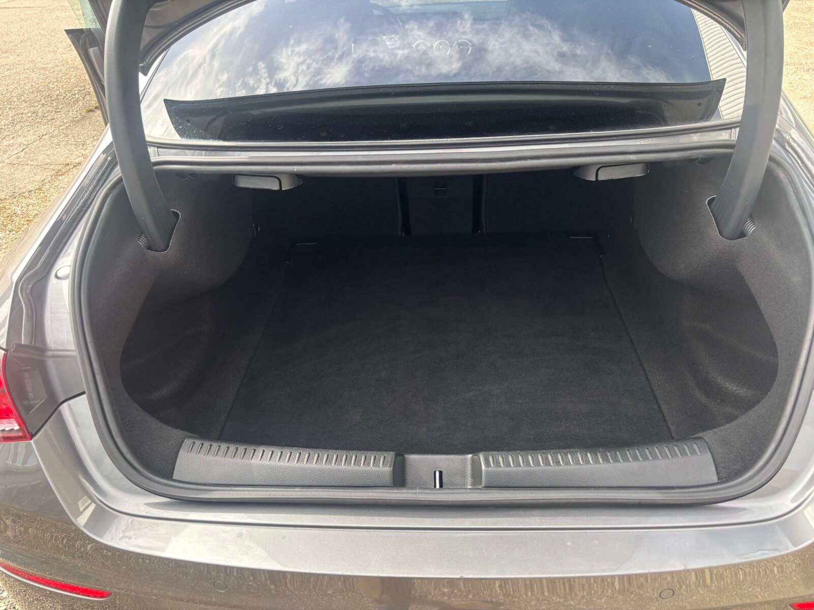 MERCEDES-BENZ CLA 200 D DCT