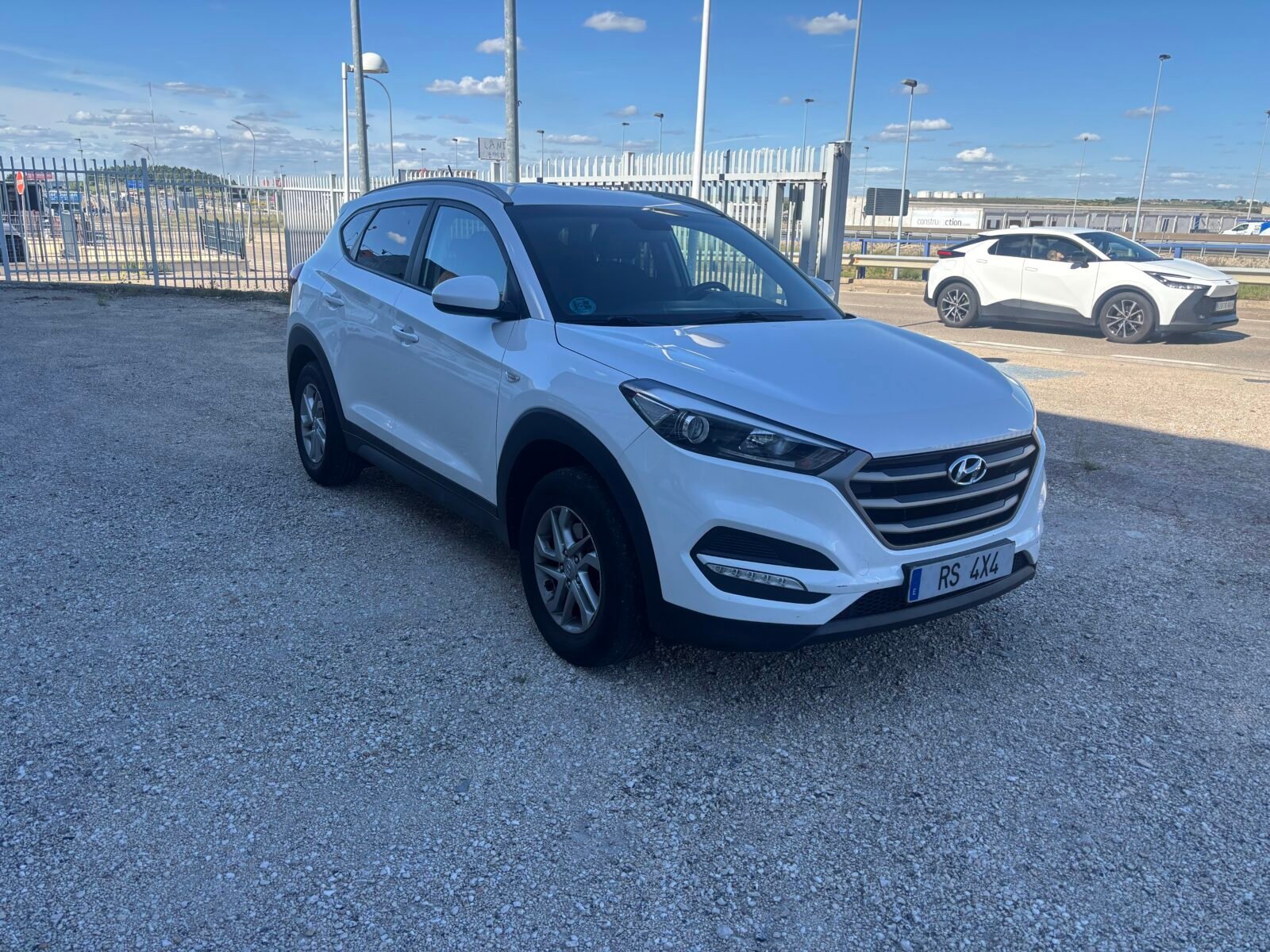 HYUNDAI TUCSON BLUE DRIVE ESSENCE 4X2