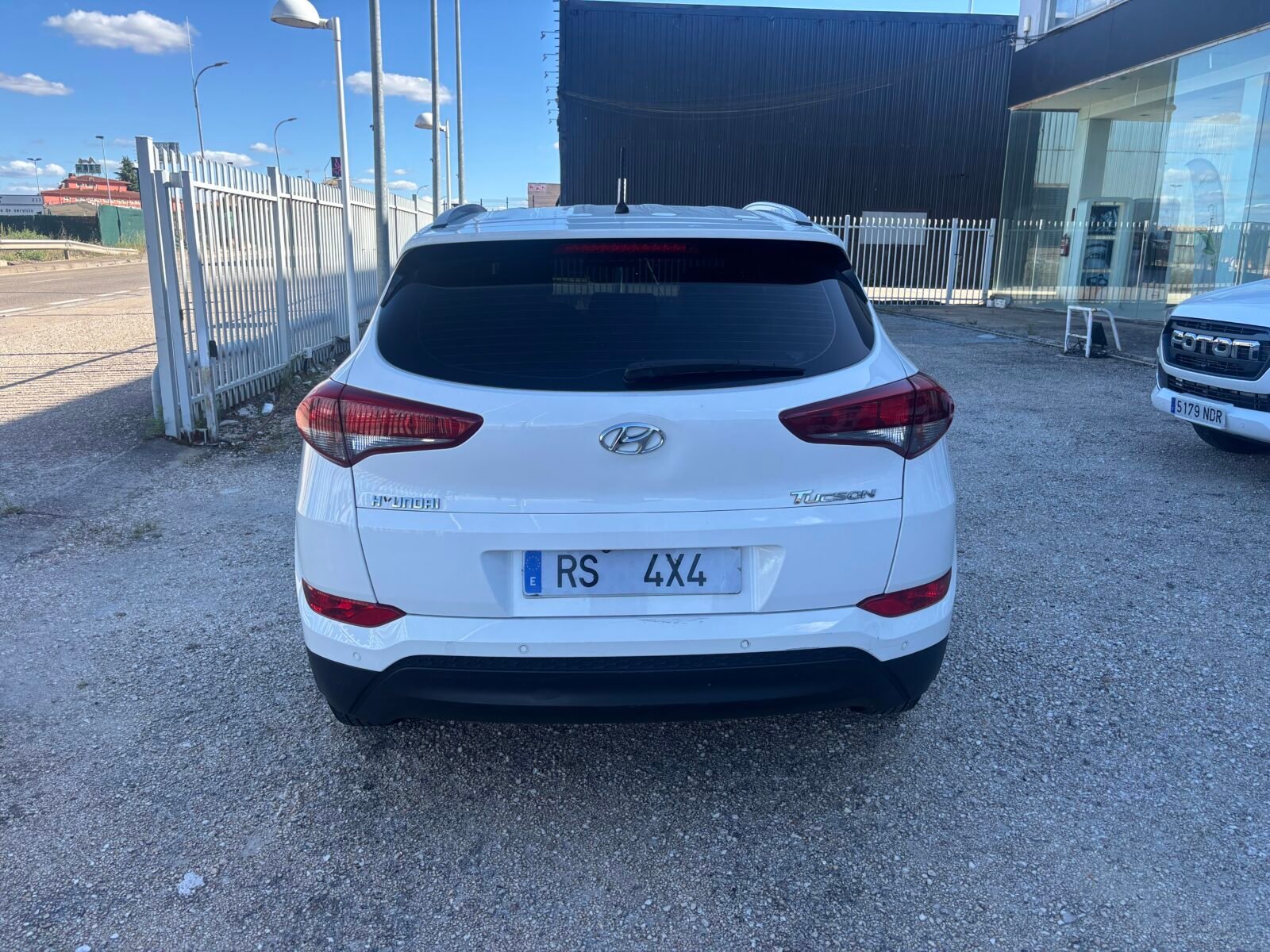 HYUNDAI TUCSON BLUE DRIVE ESSENCE 4X2